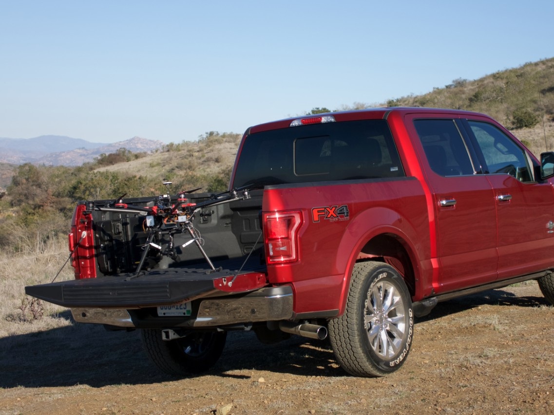 Ford Issues Drone-to-Vehicle Challenge at CES 2 A Girls Guide To Cars | Ford Issues Drone-To-Vehicle Challenge At Ces - Ford Drone Challenge
