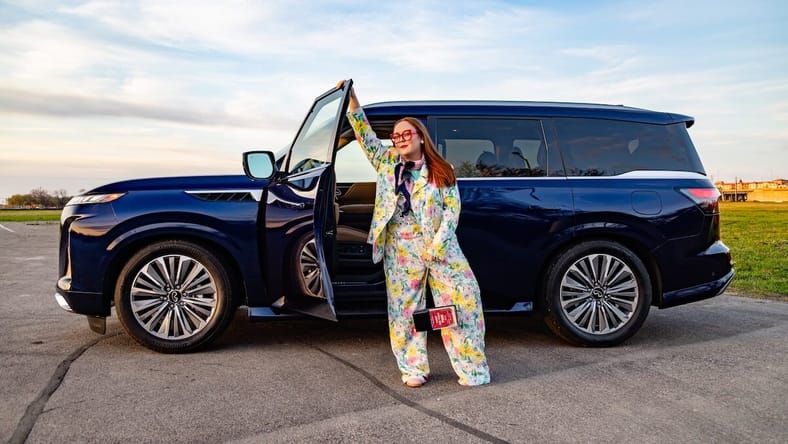 Mom Life Is Sporty And Elegant In The Infiniti Qx80