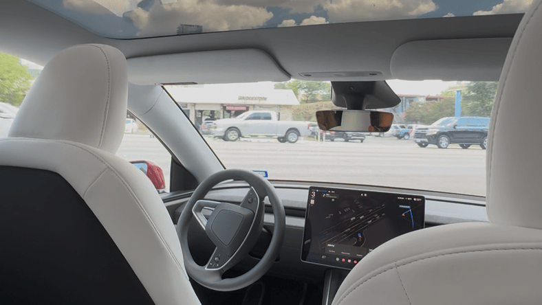 I Took a Tesla Robotaxi Around Austin and This is What It’s Like—And Why I Feel Safe 2 The Interior Of The Tesla Robotaxi