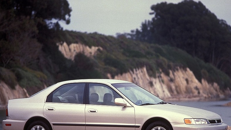 A Girls Guide To Cars | Happy 40Th Birthday: The Midsize Honda Accord Is Middle Aged - 1996 Honda Accord