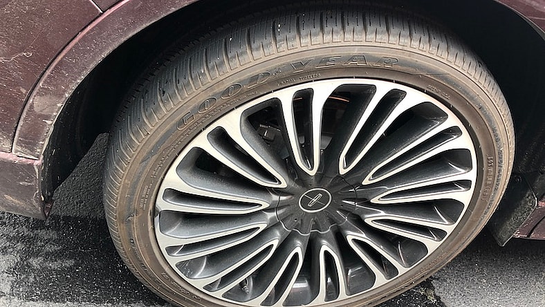 How to Avoid Going to Flat Tire City 2 Flat Tires Make Us Feel A Certain Way. And That Way Is Usually Sad Or Mad. Photo: Scotty Reiss