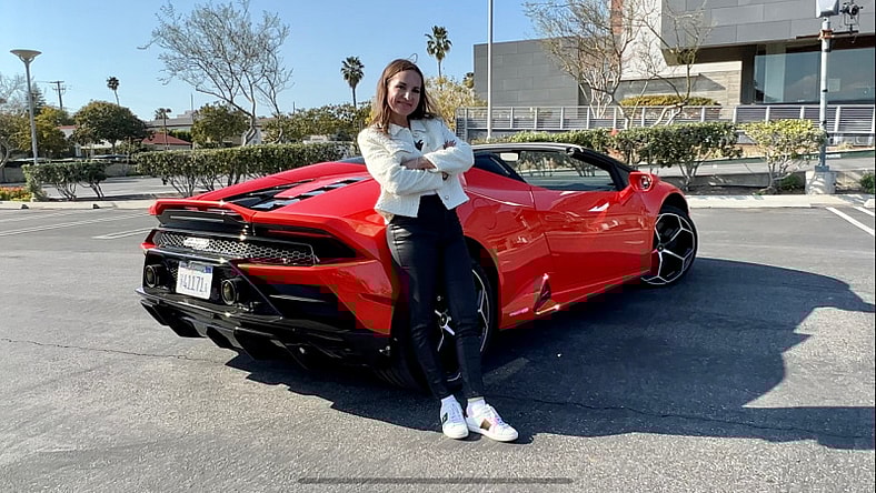 7 Sexy Sports Cars to Fulfill Your Need for Speed 2 Lamborghini Huracan