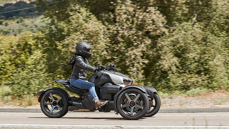 Motorcycle Curious? Thanks to Can-Am, I Learned to Ride 2 If You Are One Of Those That Skip To The End Of The Story, It Was Magnificent. Photo: Drew Ruiz