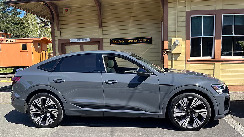 A Side View Of The Audi Q8 E-Tron Sportback