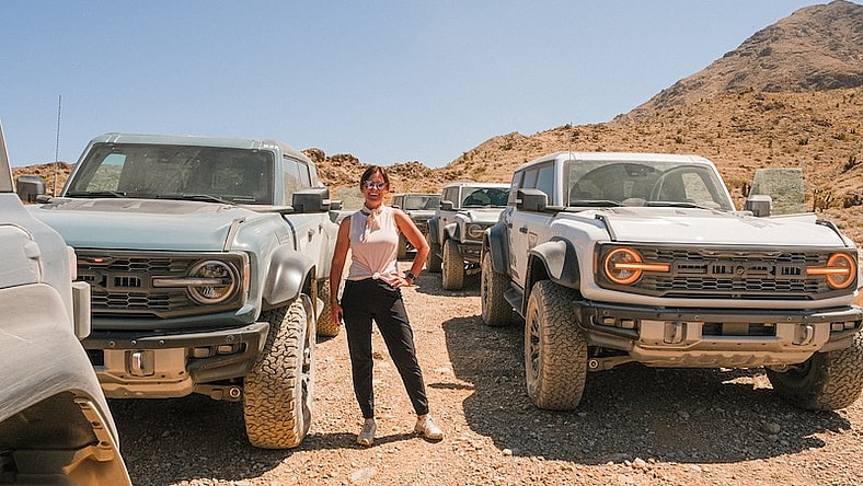 Me And Some Bronco Raptors And So Much Dust. Photo: @Caziahfranklin