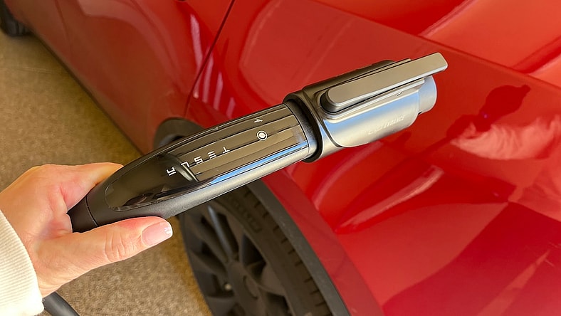 EV Charging Hiccups Remedied by Home Charge Adapters 2 Ev Charging