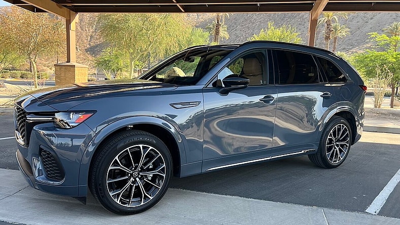 These 10 Cars Prove that Luxury on a Budget Is Possible 3 The Mazda Cx-70 In Polymetal Gray