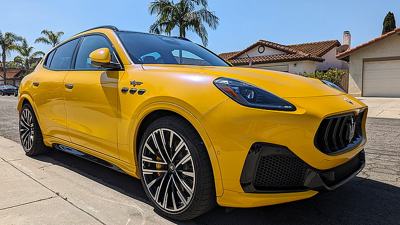 Maserati Grecale Luxury Cars Luxury Suvs