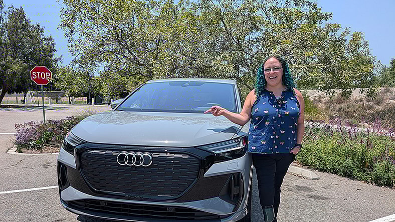 Audi Q4 E-Tron Luxury Compact Crossover Suv