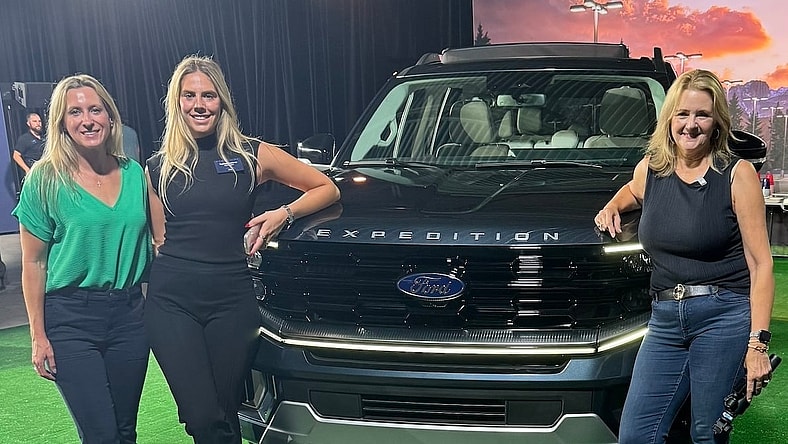 Gathering To Check Out The 2025 Ford Expedition Jana Of Real Mom Car Tours, Sydney Of The Car Mom And Scotty Of A Girls Guide To Cars
