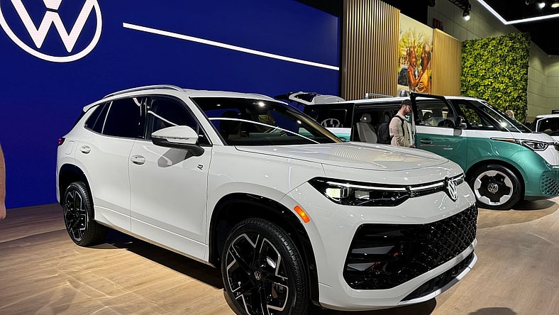 The Front End Of The All-New 2025 Vw Tiguan