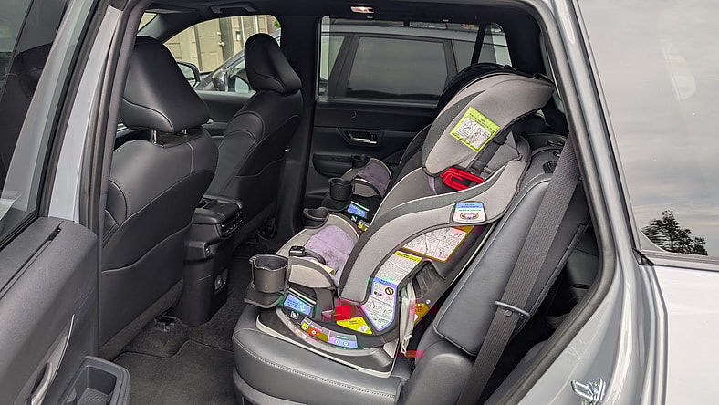 Car Seats Installed In The 2025 Toyota Grand Highlander Nightshade Hybrid