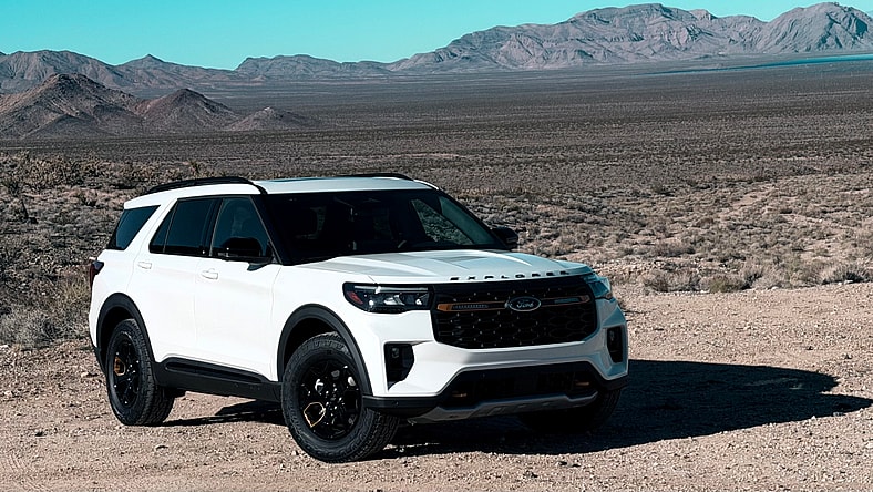 The Front Quarter End Of The 2026 Ford Explorer Tremor In Death Valley National Park