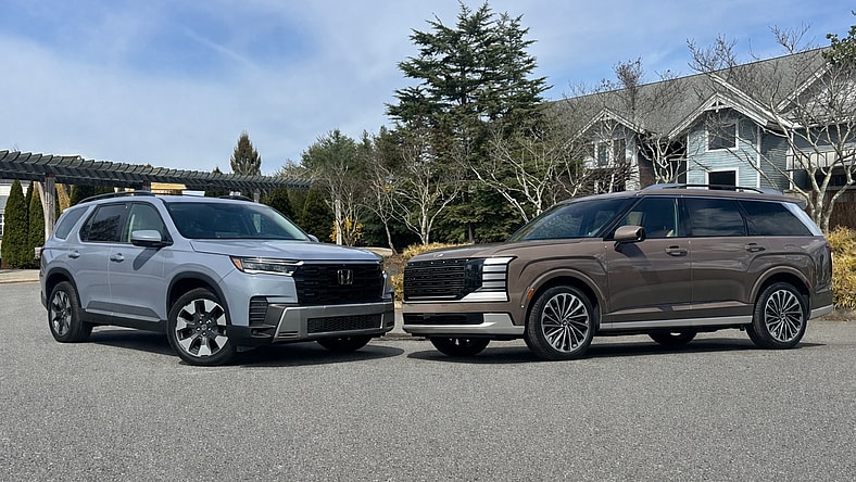 Is The 2026 Hyundai Palisade Or 2026 Honda Pilot Better?