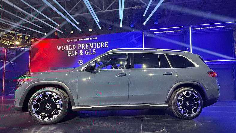 The New 2027 Mercedes-Benz Gls Suv Just After It Was Revealed