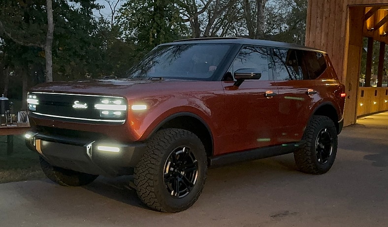 The Scout Traveler With Signature Lights