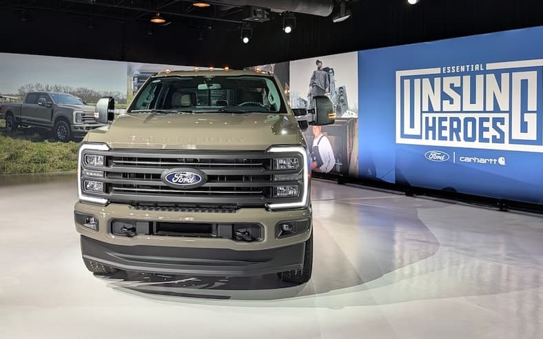 The Ford F-250 Super Duty Xlt Carhartt Edition