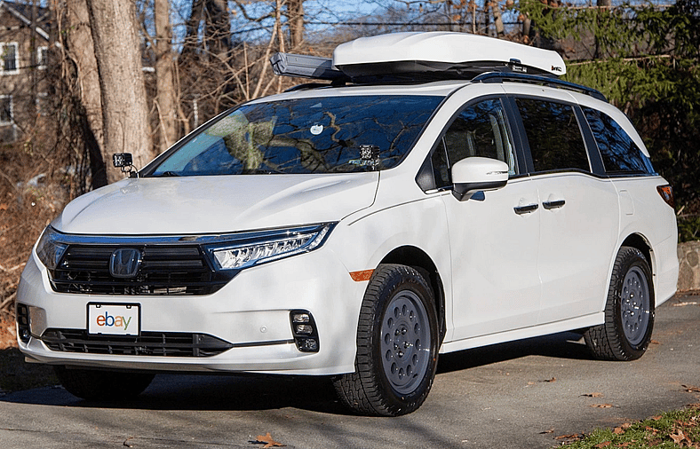 A Custom Honda Odyssey Similar To The One That Pete Davidson Drives