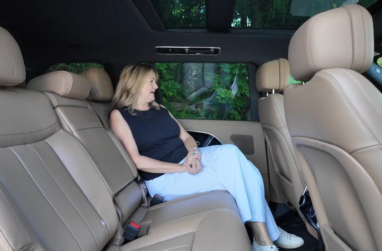 Range Rover SE LWB Review: This Intuitive 3 Row SUV Might Be the Best Ultra Luxe SUV— Ever 7 The Rear Seat In The Range Rover Se Lwb