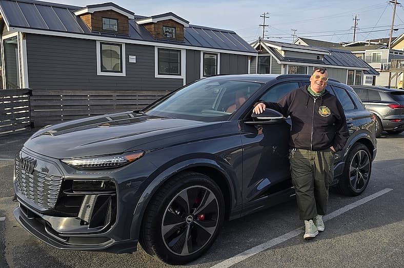 2025 Audi Q6 E-Tron