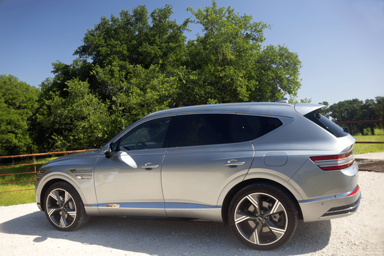 The 2025 Genesis Gv80, Prestige Trim, In Seville Silve