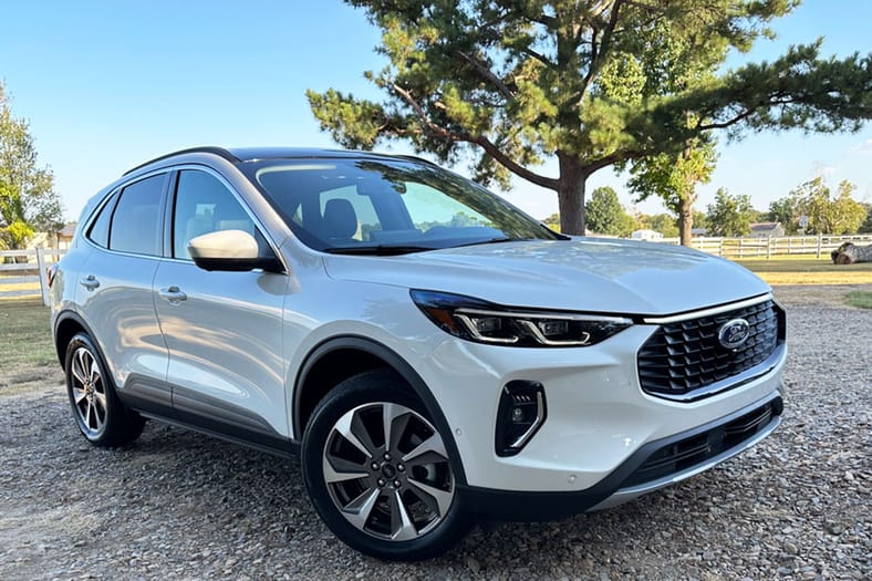 The 2023 Ford Escape Platinum AWD has a simple exterior. Photo Erica Mueller