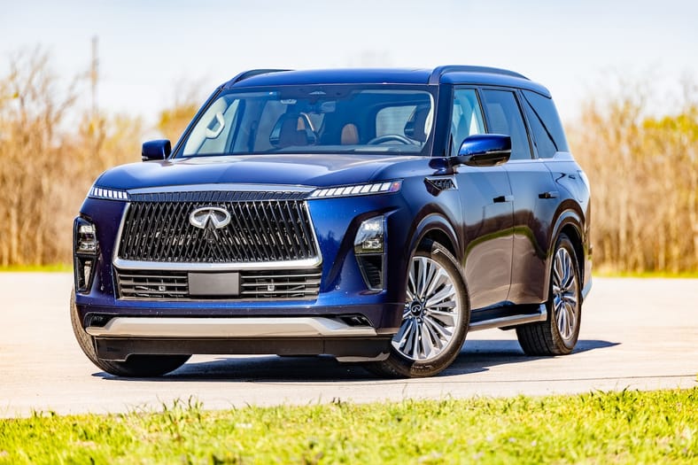 11 Things in the 2025 Infiniti QX80 That Made Me Swoon 3 Adjust The Height For Additional Ground Clearance