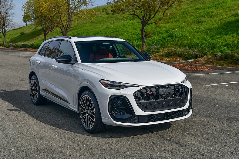 The 2025 Audi SQ5 Prestige Puts the "Fun" in "Functional" 8 The Front Quarter Of The 2025 Audi Sq5 Prestige