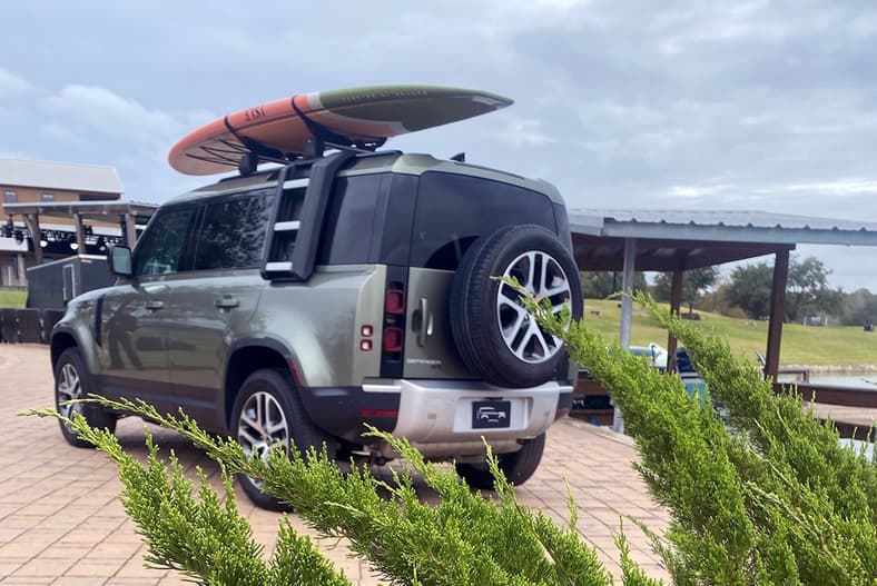 Land Rover Destination Defender