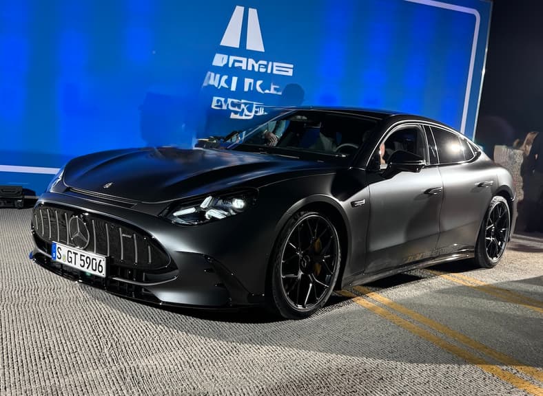 The 2027 Mercedes-Amg Gt 4-Door Coupe In Matte Black