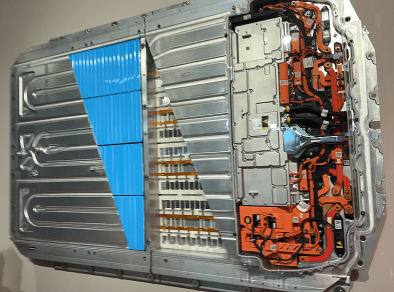 The Battery Pack And Computer Module In The Volvo Ex60