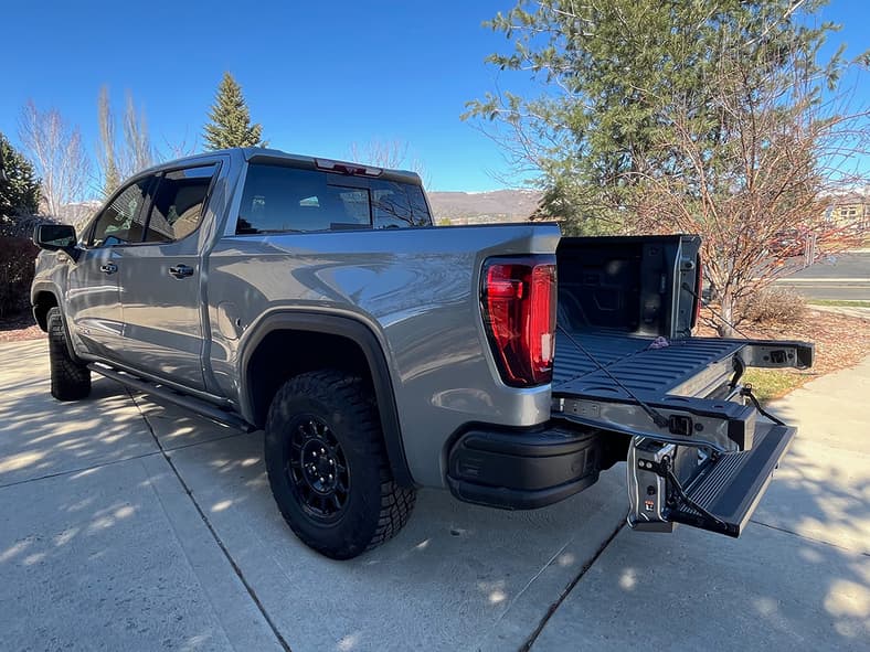 2024 GMC Sierra 1500 AT4X: Want to Feel Like Queen of the Road? Truck Yeah! 6 Gmc Sierra 1500 At4X