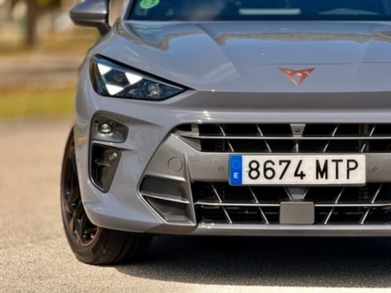 Cupra Terramar'S Headlights Mimic The Brand'S Logo