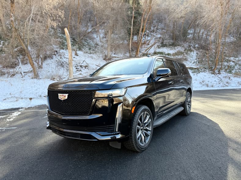The Front Quarter End Of The 2021 Cadillac Escalade