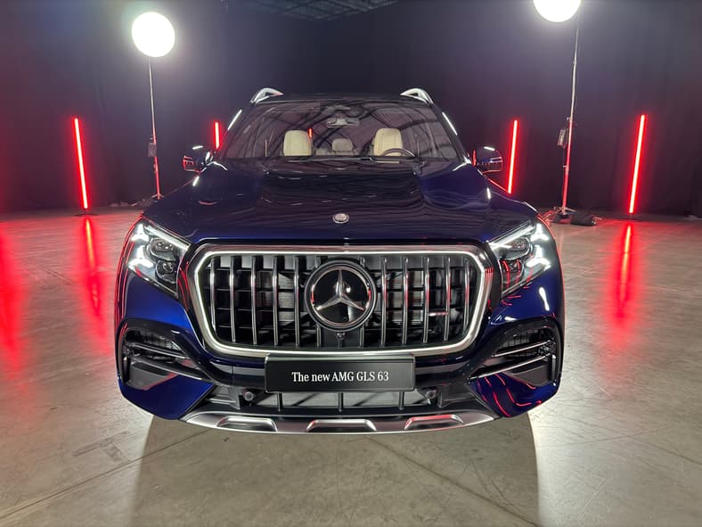 The Front End Of The 2027 Mercedes-Amg Gls 63