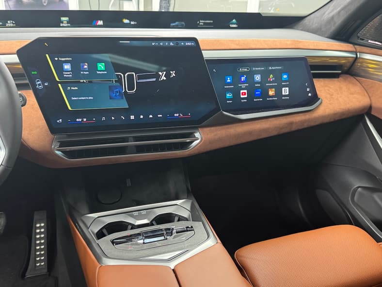 The Screens In The 2027 Bmw X5
