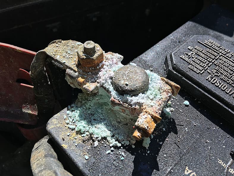 Checking The Battery For Loose Terminals And Corrosion