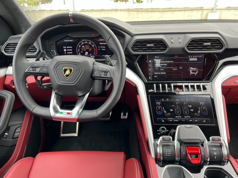 11 Things You'll Have to Get Used to When You Drive a Lamborghini Urus Supercar 4 The View From The Driver'S Seat In The Lamborghini Urus S