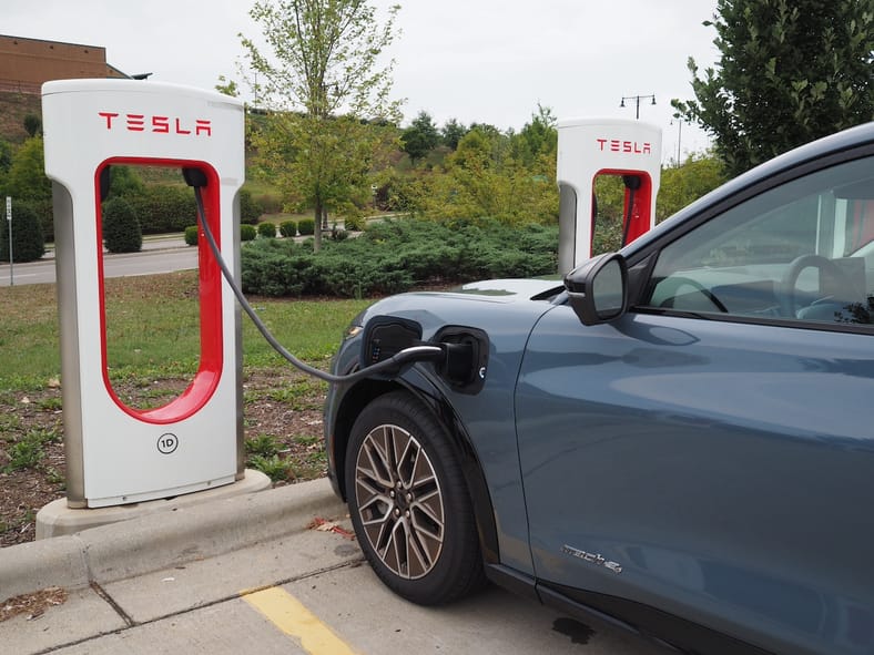Your Car May Be Your Best Defense In an Disaster. Is It Prepared for an Emergency? 4 Tesla Chargers Have Short Cords But This One Worked