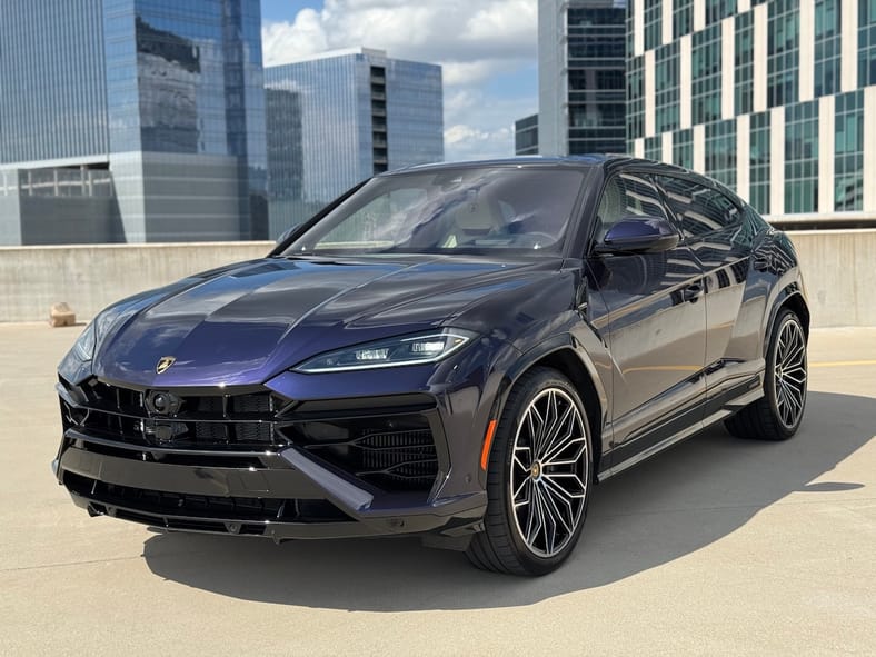 The Lamborghini Urus Se