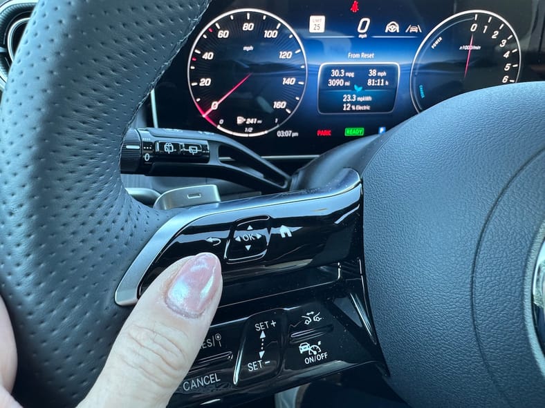 Steering Wheel Controls On The Mercedes-Benz Glc 350E