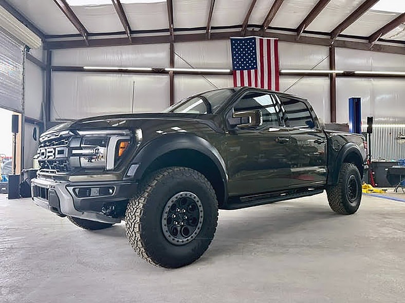 2024 Ford F-150 Raptor R