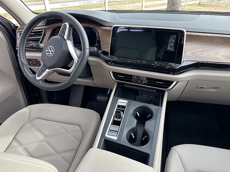 2024 Volkswagen Atlas Se