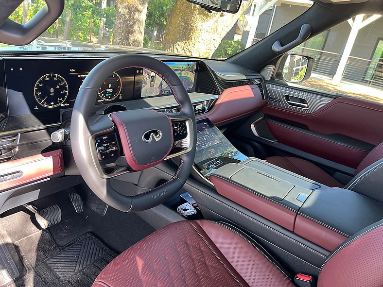 The Front Seat In The 2025 Infiniti Qx80