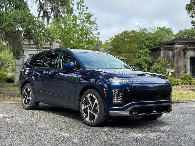 9 Legit Minivan Alternatives (and a Bonus Option) When You. Just. Can't. 12 The Front Seat In The Hyundai Ioniq 9