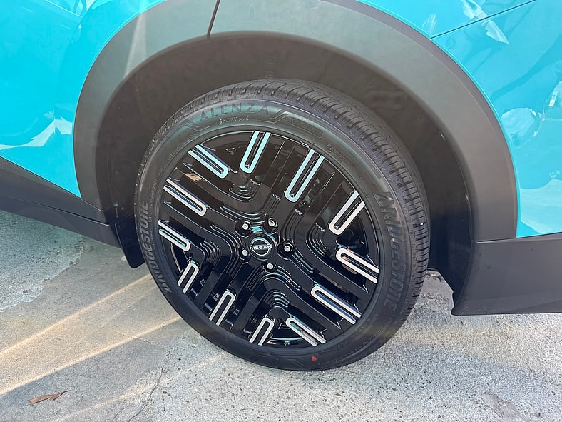 These Wheels Are So Beautiful And Modern On The 2026 Nissan Leaf