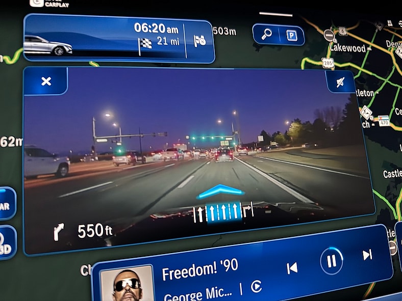 Augmented Reality Navigation In The Mercedes-Benz E450 All Terrain