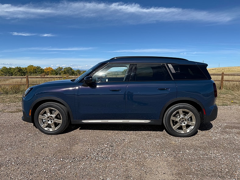 The 2025 Mini Countryman SE All4: Mini’s Whimsy Remains Intact, Even in its All-Wheel Drive EV 4 The Side Profile Of The 2025 Mini Countryman Se All4