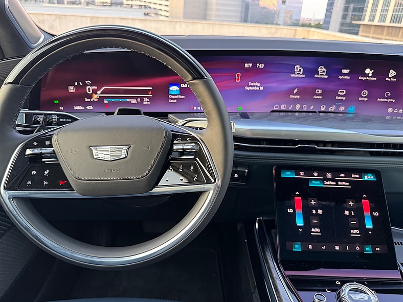 The View From The Driver'S Seat In The Cadillac Escalade Iq
