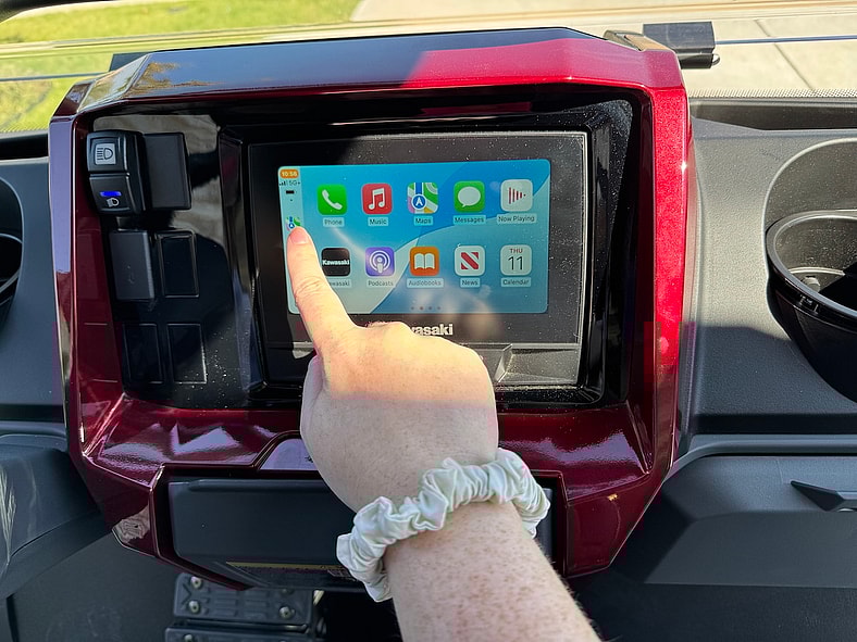 The Kawasaki Nav 4E Limited Has Car-Like Features Including Apple Carplay Electric Side By Side